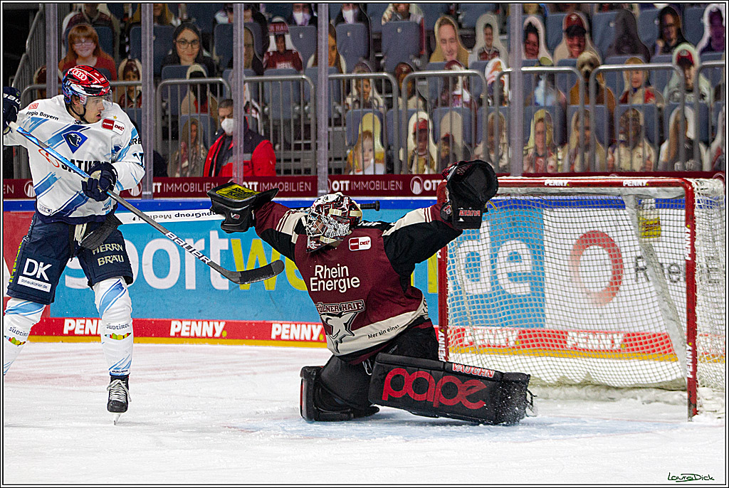 PENNY DEL;  Koelner Haie - ERC Ingolstadt; Koeln, 01.04.2021